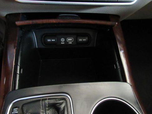 Used 2016 Kia Sorento EX w/ EX Premium Package image 22