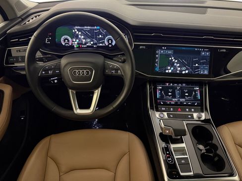 Used 2023 Audi Q7 3.0T Premium Plus w/ Premium Plus Package AWD/4WD image 30