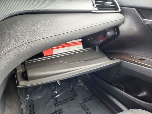 Used 2022 Toyota Camry LE image 43