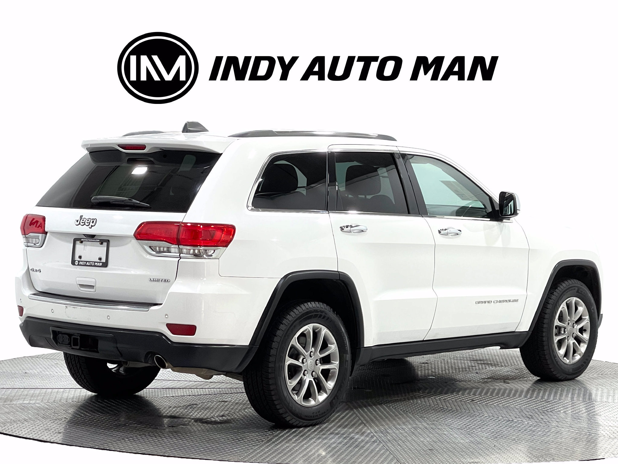 Used 2015 Jeep Grand Cherokee Limited w/ Trailer Tow Group IV AWD/4WD image 4