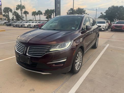 Used 2018 Lincoln MKC Reserve FWD image 1