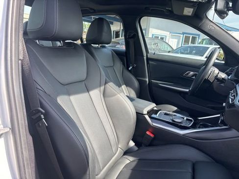 Used 2023 BMW 330i Sedan RWD image 10