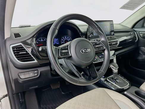 Used 2021 Kia Seltos EX AWD/4WD image 9