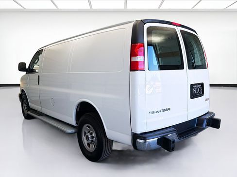 Used 2024 GMC Savana 2500 w/ Driver Convenience Package image 6