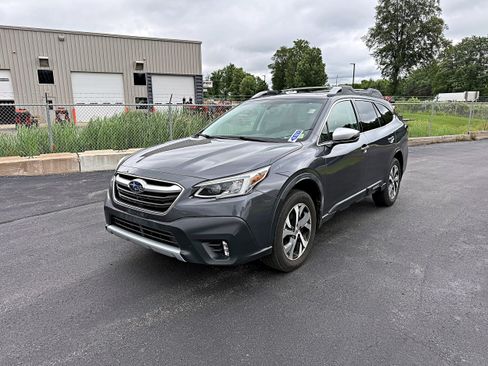 Used 2020 Subaru Outback Touring XT AWD/4WD image 5