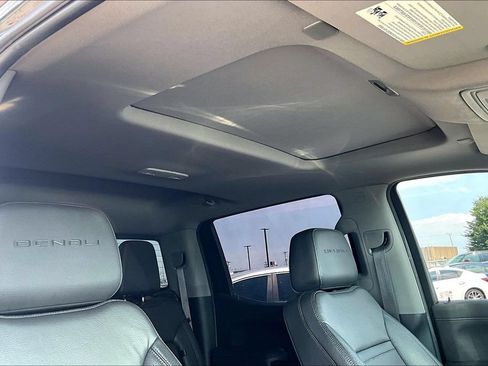 Used 2022 GMC Sierra 1500 Denali w/ Denali Reserve Package AWD/4WD image 21