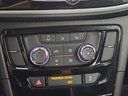 Used 2019 Buick Encore Preferred AWD/4WD image 23