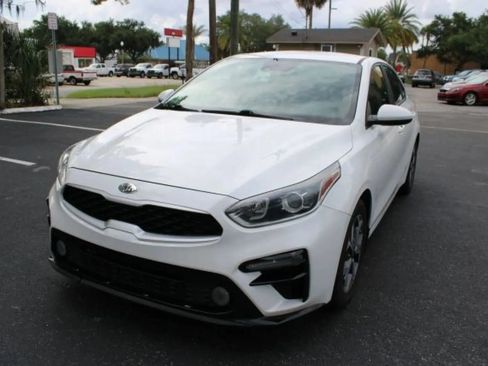 Used 2021 Kia Forte LXS FWD image 19