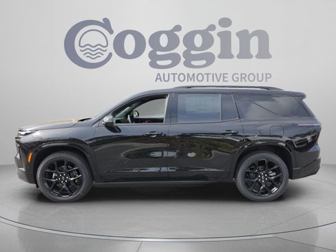 New 2026 Chevrolet Traverse RS w/ LPO, Floor Liner Package FWD image 2