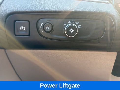 Used 2020 Buick Enclave Premium w/ Sun and Sites Package AWD/4WD image 21