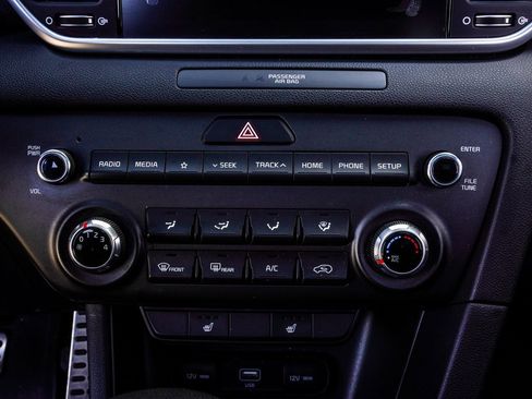 Used 2021 Kia Sportage S image 17