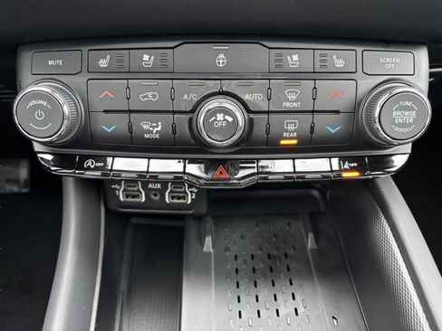 New 2026 Dodge Durango GT AWD/4WD image 14