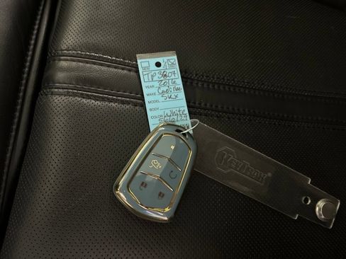 Used 2016 Cadillac SRX Luxury FWD image 79