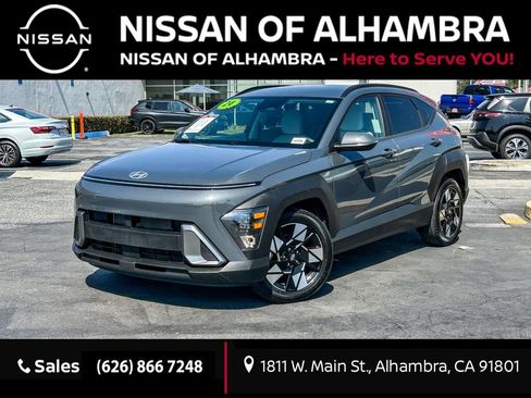 Used 2024 Hyundai Kona SEL FWD image 1