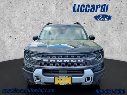 Used 2025 Ford Bronco Sport Badlands image 2