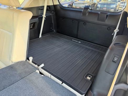 Used 2023 Lexus GX 460 Luxury image 12