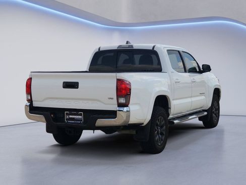 Used 2023 Toyota Tacoma SR5 RWD image 5