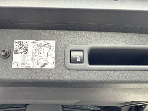 Used 2024 Toyota Sienna XLE w/ XLE Plus Package FWD image 26