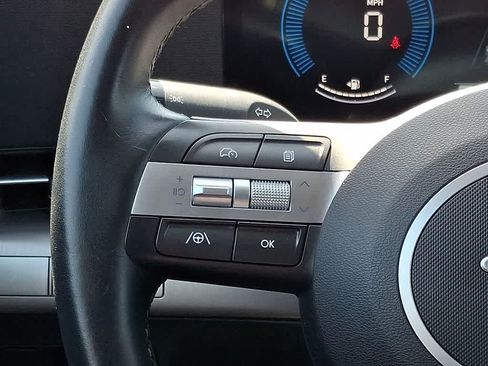Used 2025 Hyundai Kona SEL AWD/4WD image 19