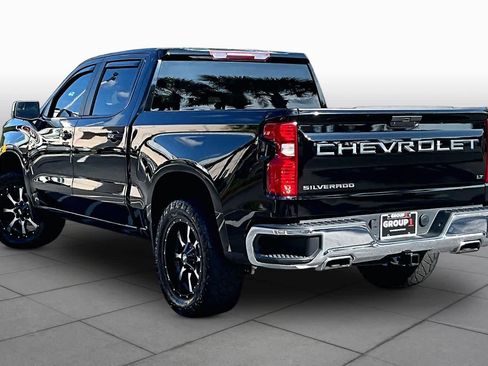 Used 2021 Chevrolet Silverado 1500 LT w/ Z71 Off-Road Package AWD/4WD image 12
