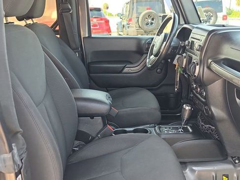 Used 2016 Jeep Wrangler Sport w/ Quick Order Package 24S AWD/4WD image 7