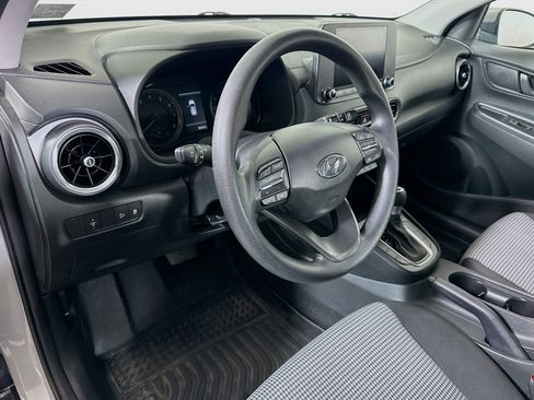 Certified 2022 Hyundai Kona SE image 9