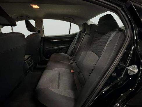 Used 2025 Toyota Camry LE FWD image 25