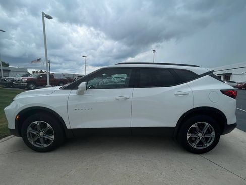 Used 2023 Chevrolet Blazer LT w/ Convenience Package FWD image 4