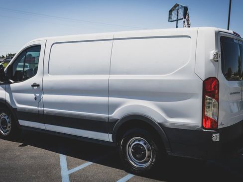 Used 2015 Ford Transit 150 130 Low Roof RWD image 24