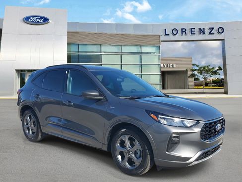 Used 2024 Ford Escape ST-Line w/ Tech Pack #1 image 3