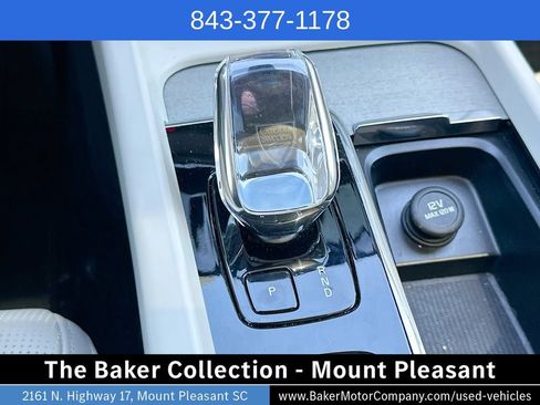 Used 2023 Volvo XC60 B5 Ultimate AWD/4WD image 16