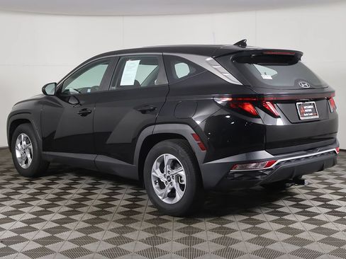 Used 2023 Hyundai Tucson SE FWD image 8