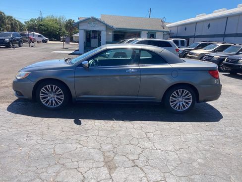 Used 2013 Chrysler 200 Limited image 8