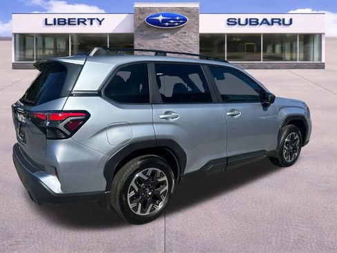 Used 2026 Subaru Forester Premium AWD/4WD image 8
