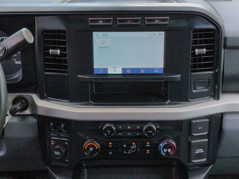 Used 2023 Ford F350 XLT AWD/4WD image 18