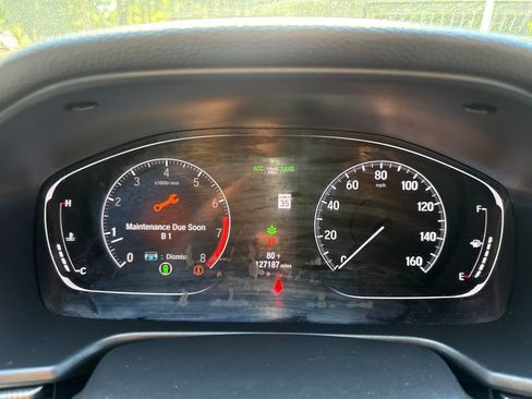 Used 2018 Honda Accord Sport image 21