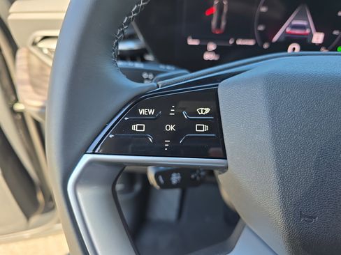Used 2025 Audi Q5 Prestige AWD/4WD image 17