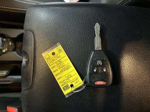 Used 2018 Jeep Wrangler Sahara w/ Connectivity Group AWD/4WD image 33