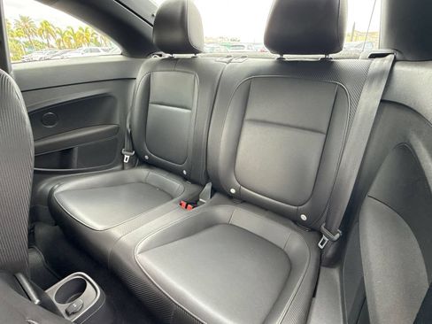 Used 2016 Volkswagen Beetle 1.8T FWD image 12