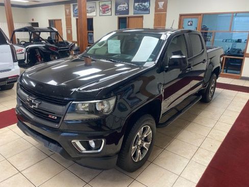 Used 2017 Chevrolet Colorado Z71 RWD image 1