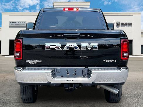 Certified 2025 RAM 2500 Big Horn AWD/4WD image 4