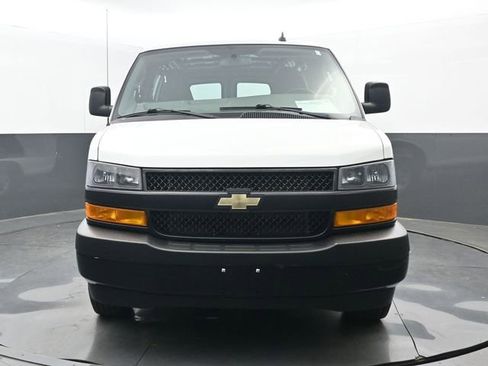 Used 2020 Chevrolet Express 2500 w/ Driver Convenience Package RWD image 18