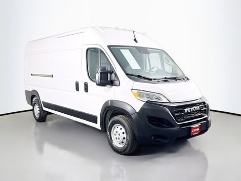 Used 2023 RAM ProMaster 2500 FWD image 7