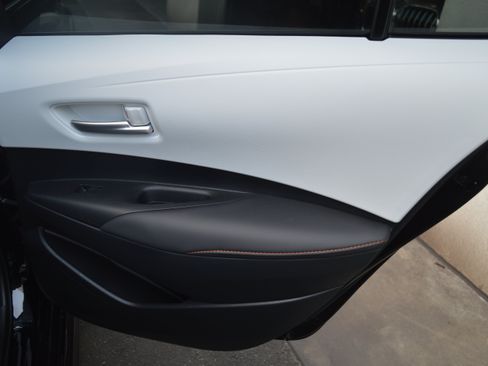 Used 2025 Toyota Corolla FX w/ Convenience Package FWD image 31