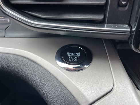 Certified 2024 Ford Explorer XLT w/ Equipment Group 202A image 13