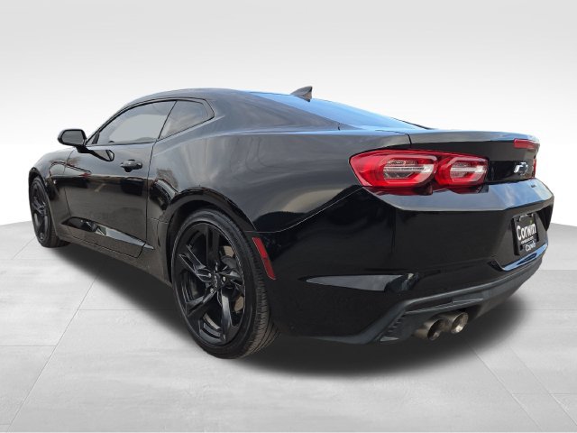 Used 2021 Chevrolet Camaro LT RWD image 10