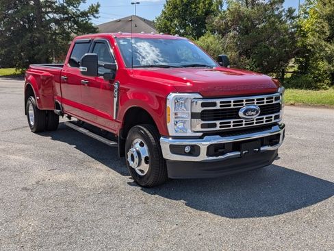 Certified 2023 Ford F350 XLT w/ 360-Degree Camera Package AWD/4WD image 2