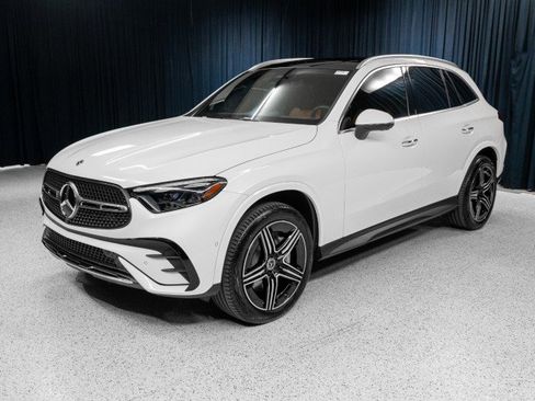 New 2026 Mercedes-Benz GLC 300 image 1
