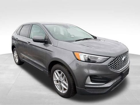 Used 2024 Ford Edge SEL image 2