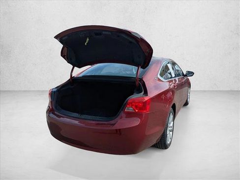 Used 2016 Chevrolet Impala LT w/ Convenience Package image 24